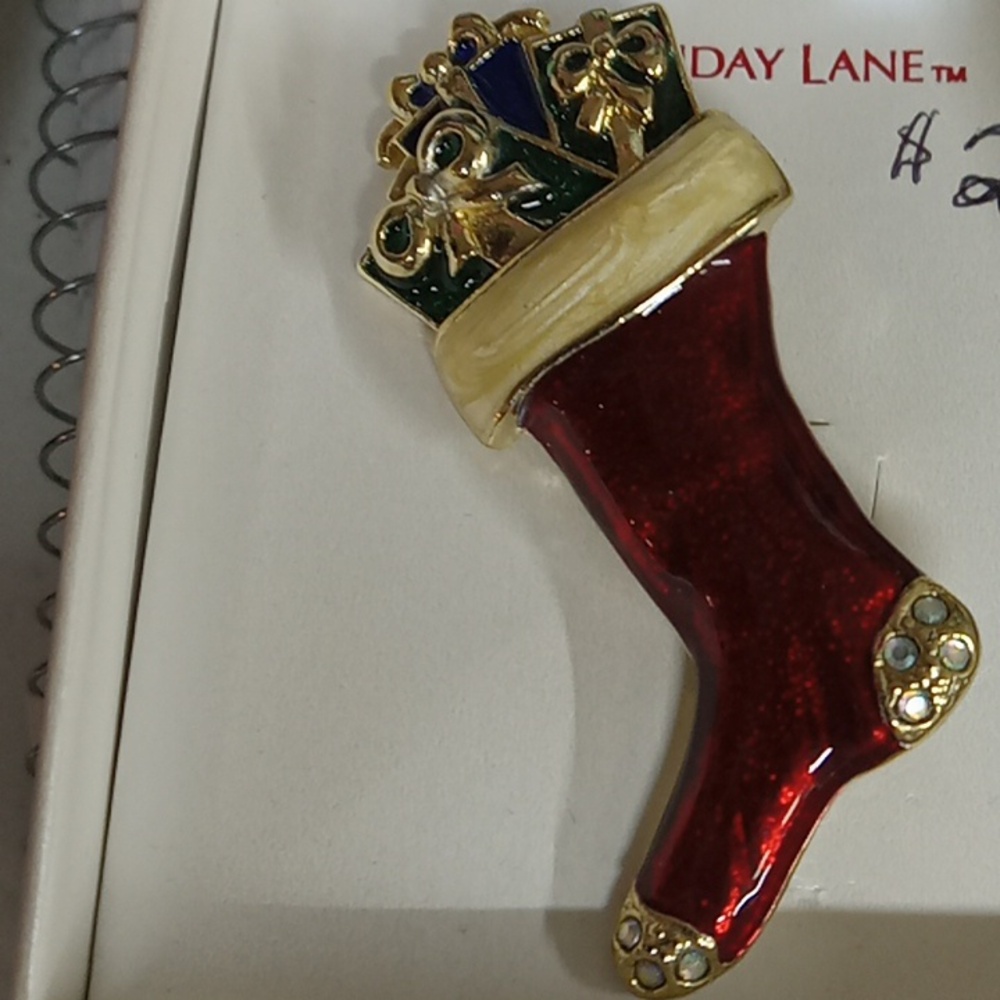 Christmas Candy Cane Broach From Macy's 🎅🏻🎄